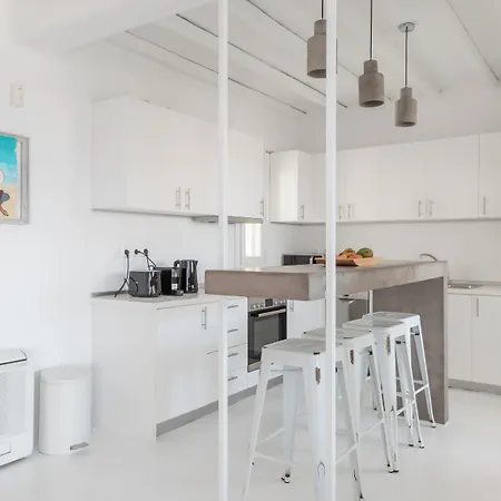 Alice Elia (Mykonos)