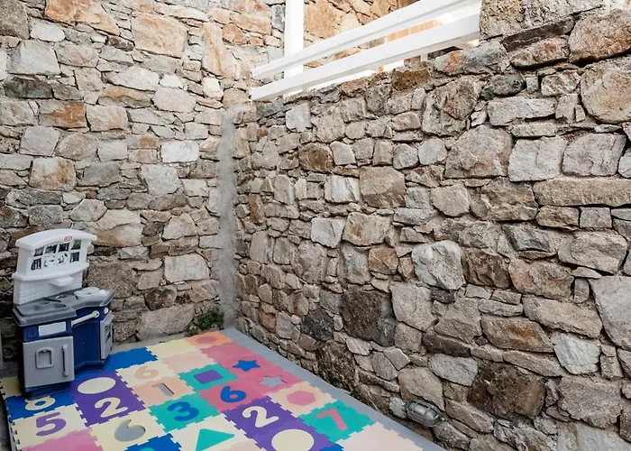 Alice Elia (Mykonos)